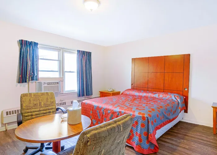 Manor By Oyo Near Oak Brook Chicago Westchester 2*